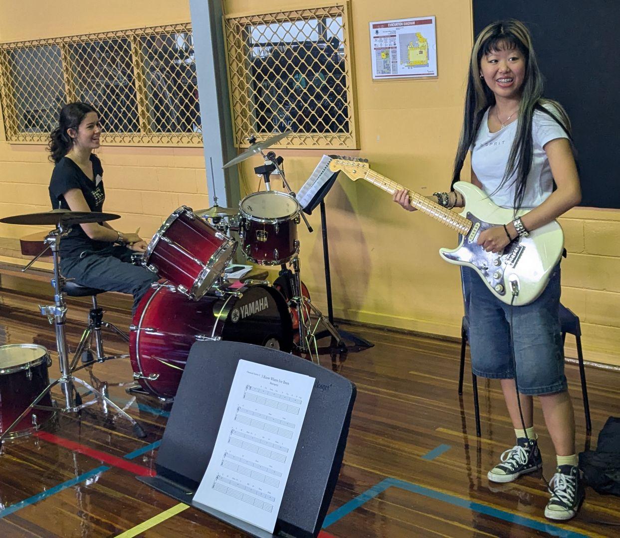 PXL 20250319 234533979 MP