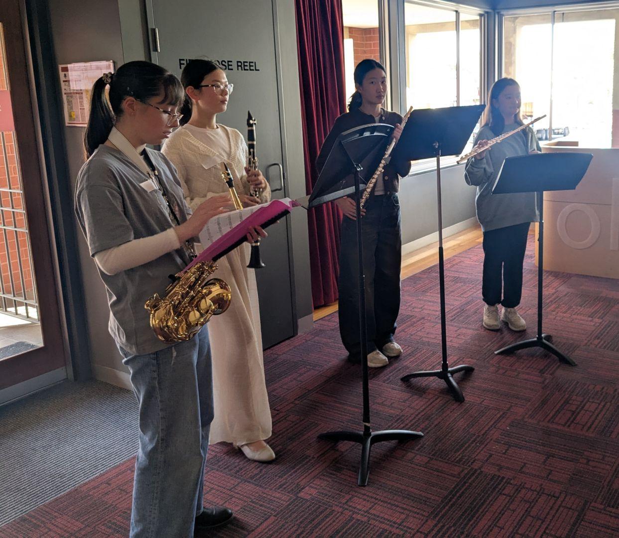 PXL 20250811 045716866