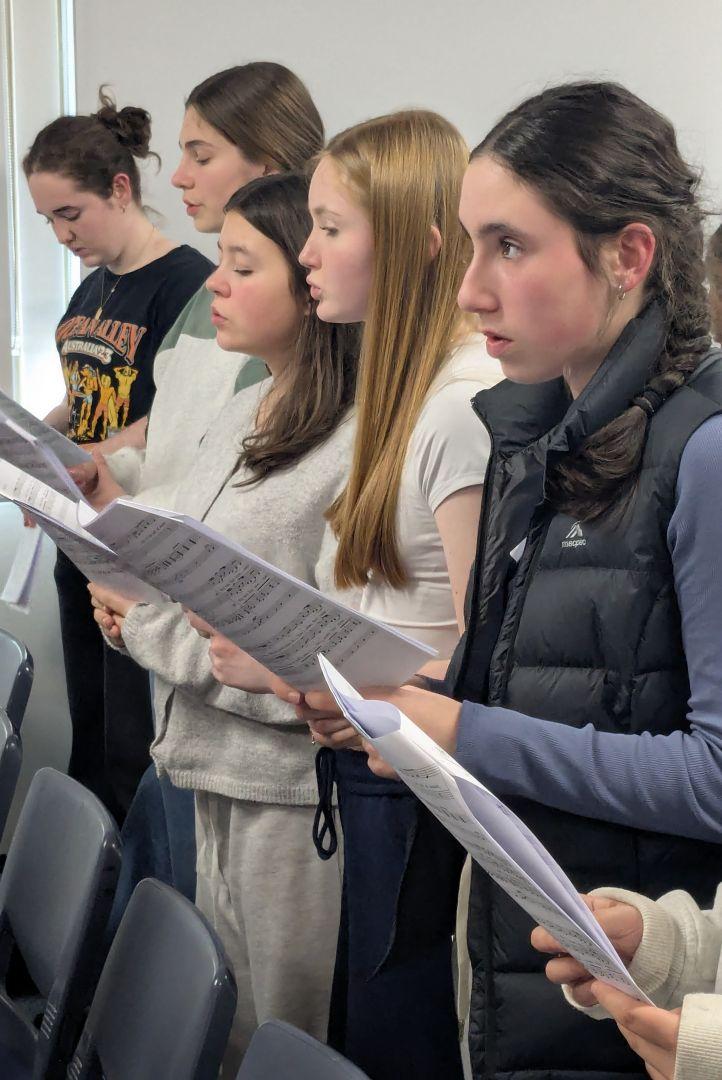 PXL 20250811 050921154 MP