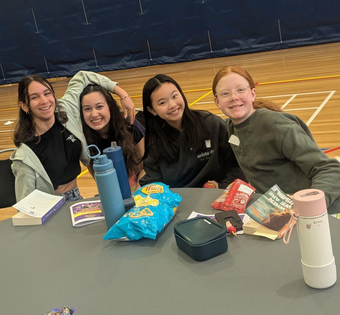 PXL 20250812 002408272