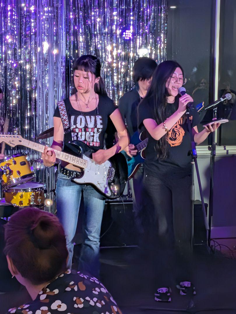 PXL 20251014 093219357 TS 000