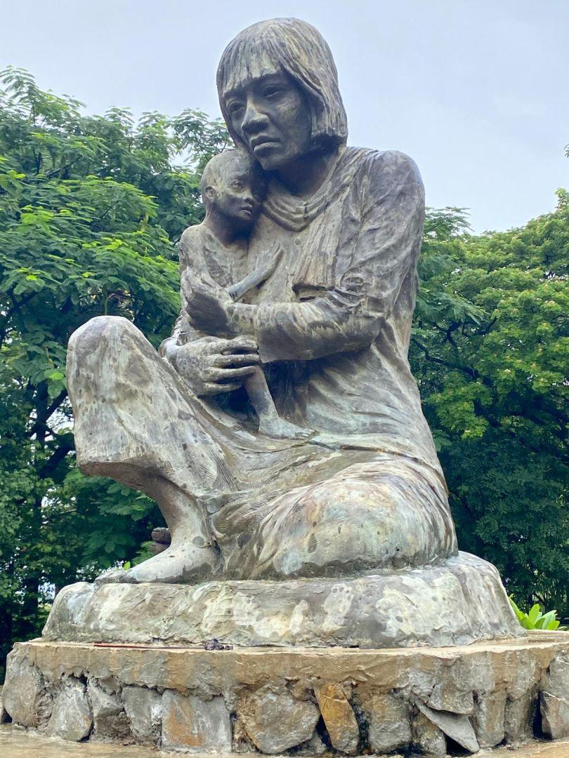 F4ee75a3 bdb3 4701 8dbb f228b0fb1671